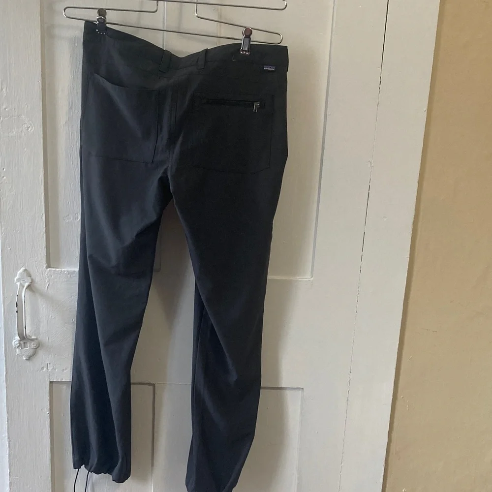 Patagonia Women's Grey Pants - Picture 4 of 9